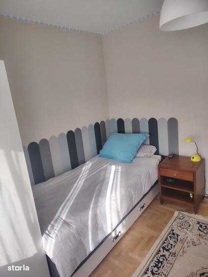 Apartament cu 4 camere decomandat în Central