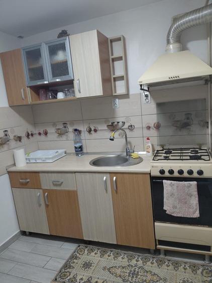 Apartament cu 2 camere semidecomandat în Micro 14