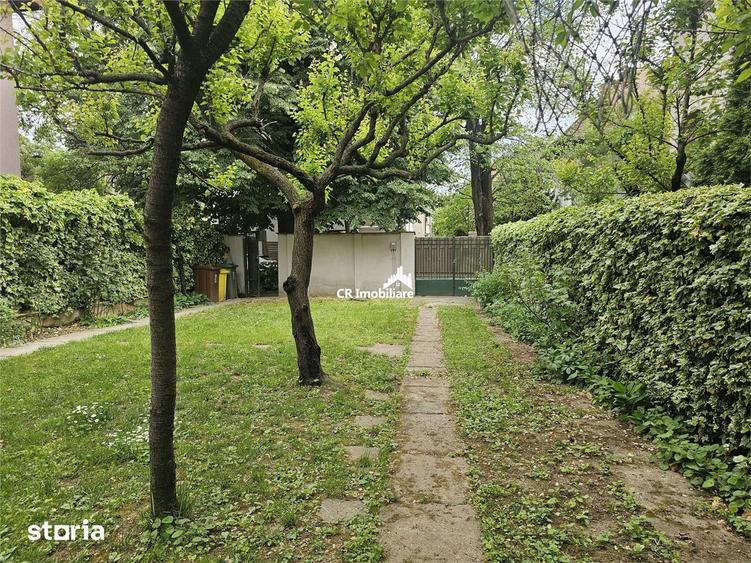 Apartament cu 6 camere, mobilat în Domenii