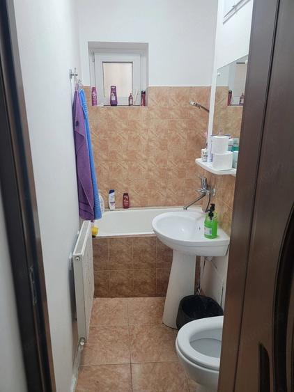 Garsonieră decomandată în Drumul Carului