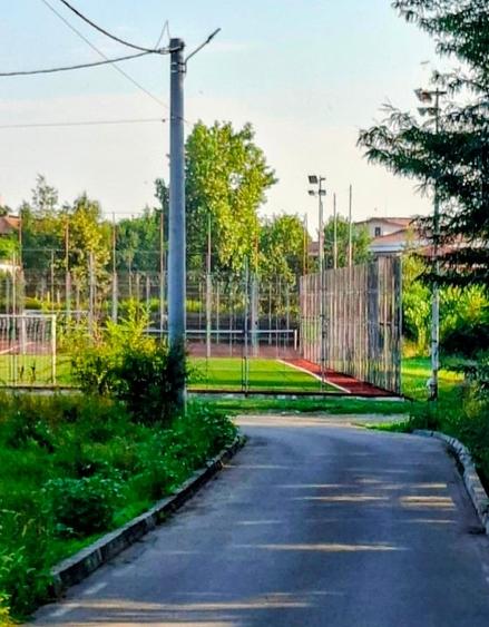 Teren Construcții intravilan de 500 mp, în Sud