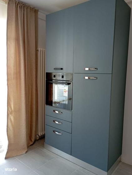 Inchiriez studio 2camere Tractorul Coresi pet friendly,aer conditionat - 6