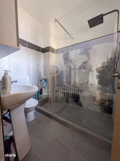 Apartament cu 4 camere decomandat în Sânmartin