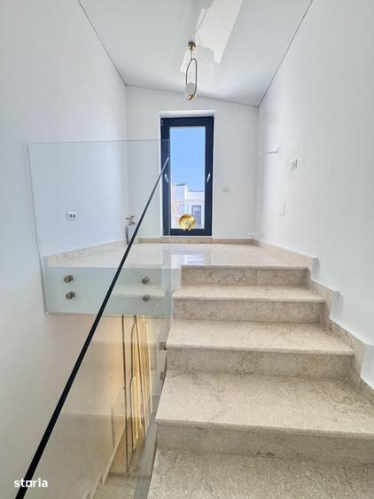 Casă cu 3 camere cu Teren 110 Mp în Central