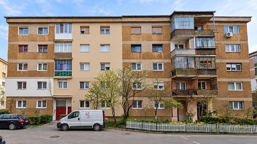Apartament cu 2 camere decomandat în Nord