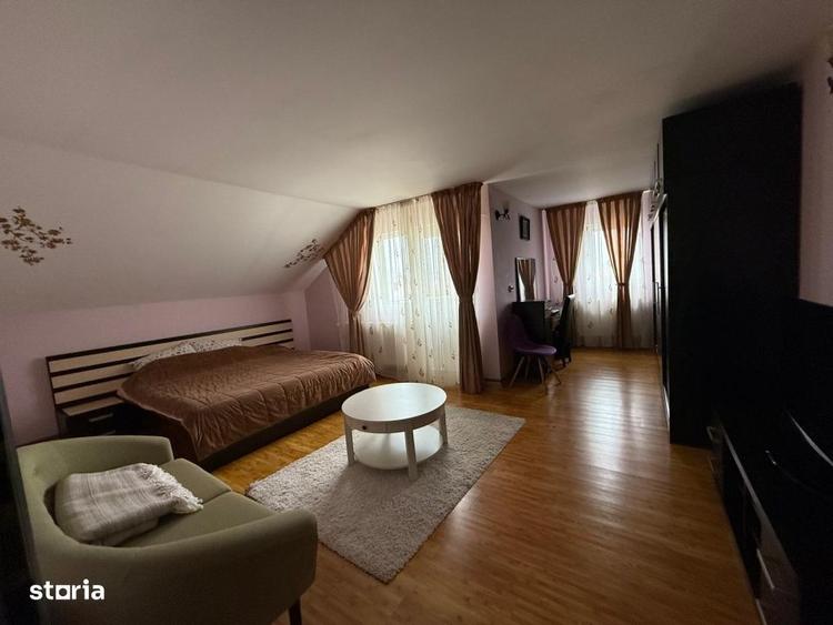 Casă cu 4 camere cu Teren 713 Mp în Cârcea