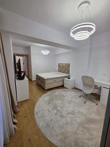 Apartament cu 3 camere decomandat, mobilat în Pipera