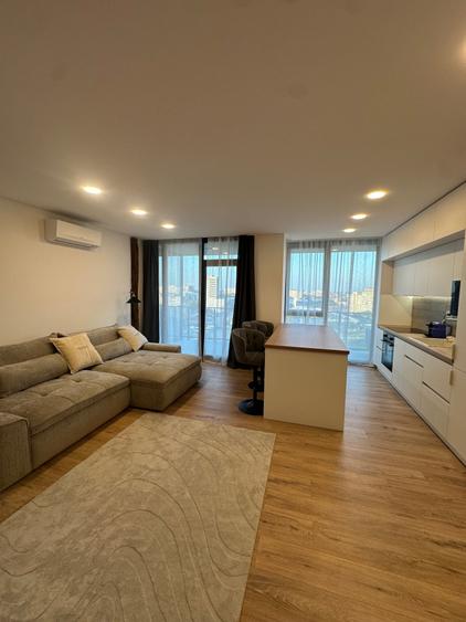 Apartament cu 2 camere decomandat în Central