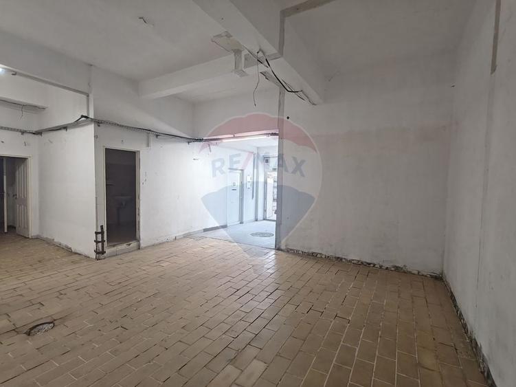 Spațiu industrial, de 265 mp, în Dâmbul Rotund