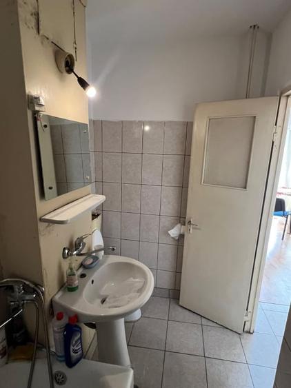 Apartament cu 2 camere decomandat, mobilat în 1 Mai