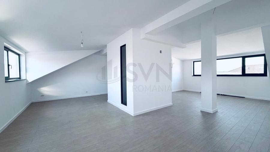 Casă individuală cu 6 camere cu Canalizare în Central