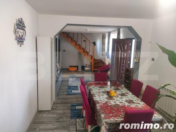 Casă cu 4 camere cu Teren 388 Mp în Siret