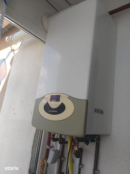 Apartament cu 2 camere decomandat în Rovine