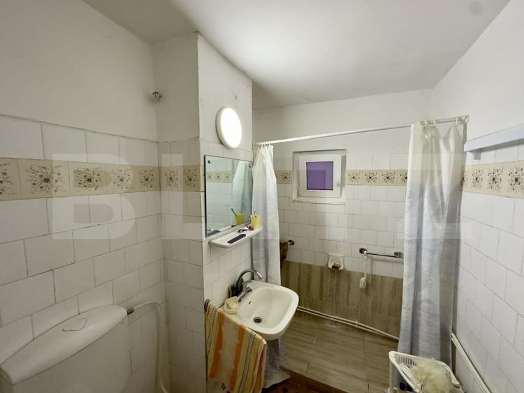 Apartament cu 3 camere decomandat, mobilat în Cugir