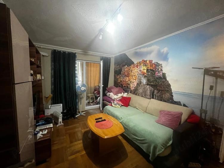 Apartament cu 2 camere decomandat în UTA