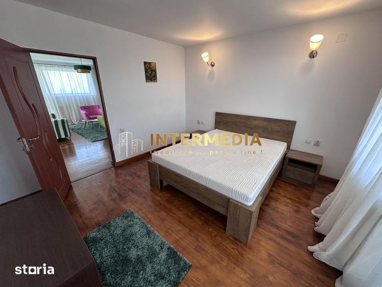 Apartament cu 3 camere decomandat, mobilat în Cetate