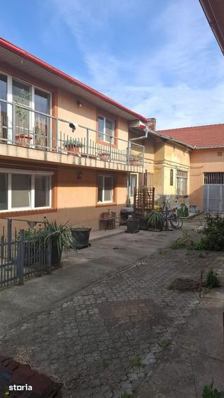 Apartament cu 5 camere în Central