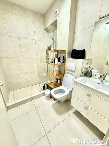 Apartament cu 3 camere decomandat în Iris