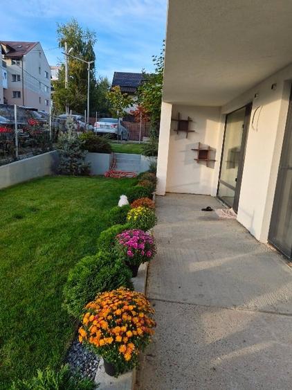Apartament cu 3 camere decomandat, mobilat în Păcurari
