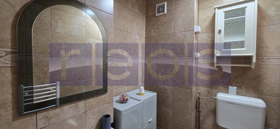 Apartament cu 4 camere semidecomandat, mobilat în Tineretului