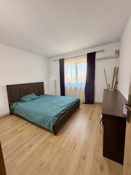 Apartament cu 3 camere decomandat, mobilat în Lipovei