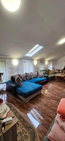Casă individuală cu 6 camere cu Teren 3000 Mp în Barcani
