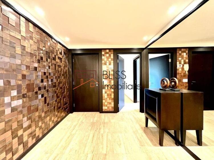 Apartament cu 6 camere decomandat în Kiseleff
