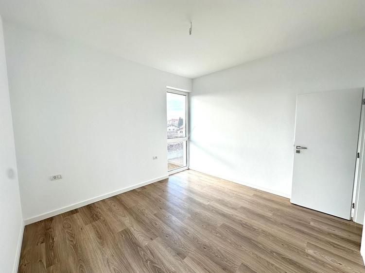 Apartament cu 2 camere decomandat în Freidorf