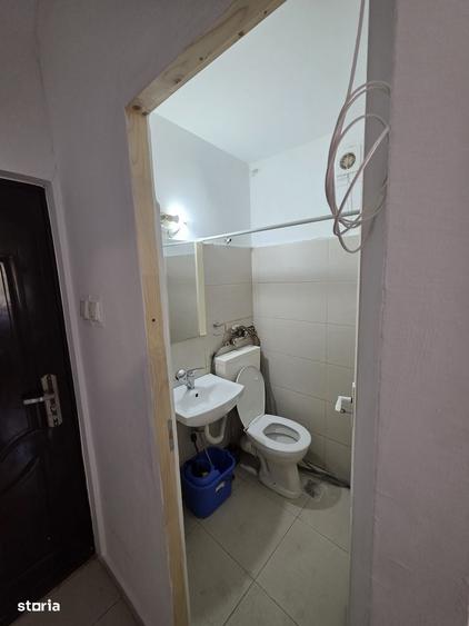 Garsonieră decomandată în Spitalul Județean