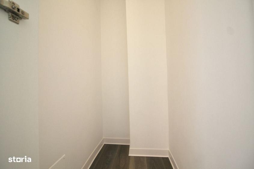 Apartament cu 3 camere decomandat în Teiul Doamnei