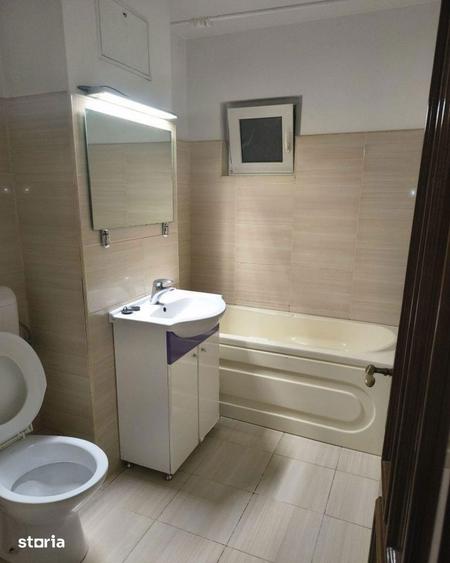 Apartament cu 2 camere semidecomandat, mobilat în Complex Studențesc
