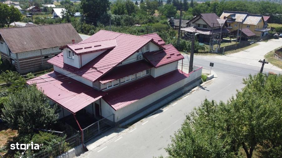 Casă cu Teren 272 Mp în Băiculești