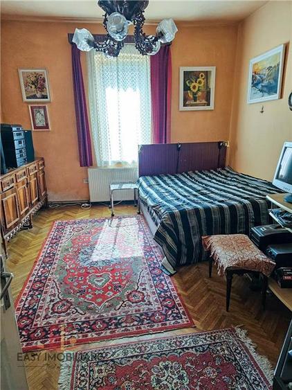Casă individuală cu 3 camere cu Garaj în Ultracentral