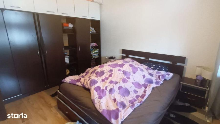 Apartament cu 3 camere decomandat în Drumul Taberei — fotografia 1