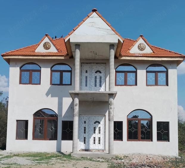 Casă cu Teren 1202 Mp în Ghilad