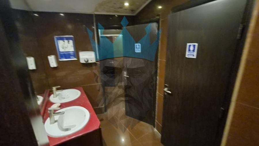 Spațiu comercial, de 370 mp, în P-ța Muncii