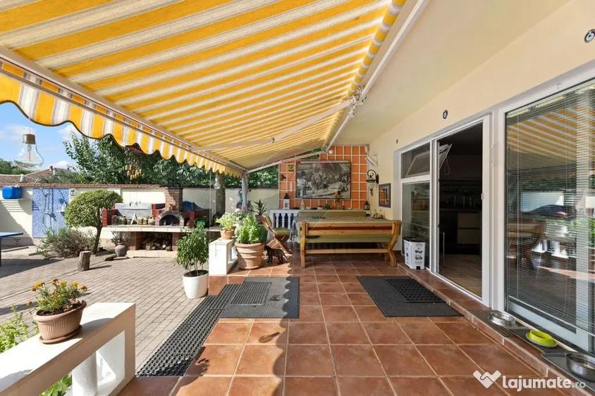 Casă cu 4 camere cu Teren 921 Mp în Subcetate