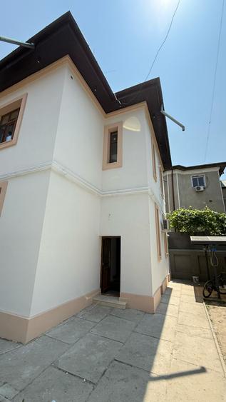 Apartament cu 5 camere decomandat, mobilat în Cotroceni