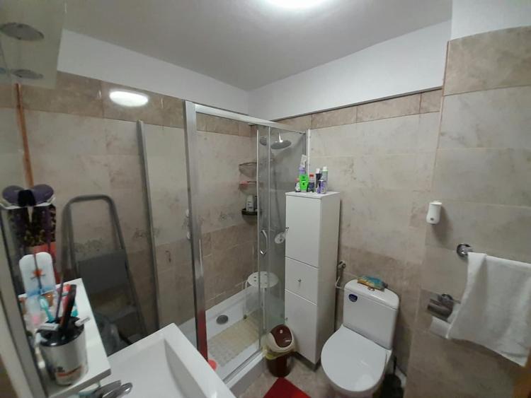 Apartament cu 3 camere decomandat, mobilat în Sud