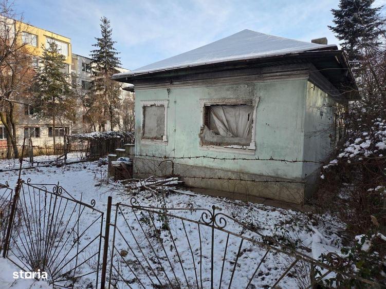 Casă cu Teren 713 Mp în Negru Vodă