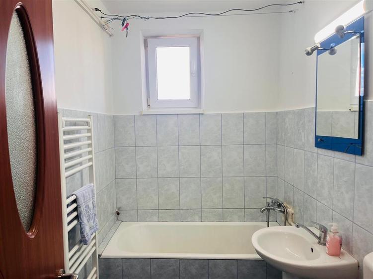 Apartament cu 2 camere semidecomandat, mobilat în Brazda lui Novac