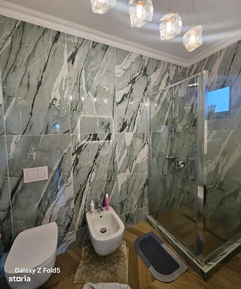 Casă cu 3 camere în Sântandrei
