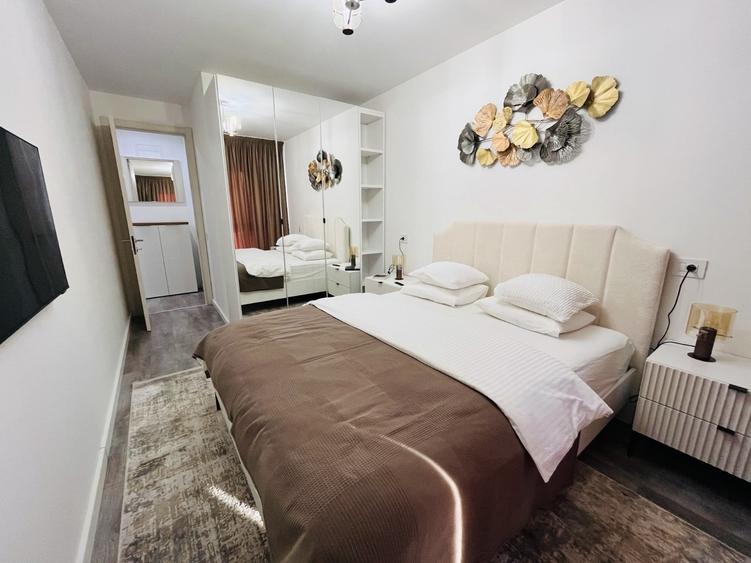 Apartament cu 2 camere semidecomandat, mobilat în Pajura