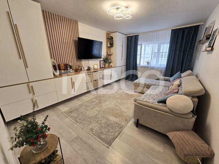 Apartament cu 2 camere decomandat, mobilat în Vasile Aaron