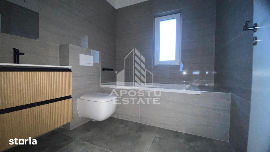 Casă cu 4 camere cu Teren 126 Mp în Moșnița Nouă