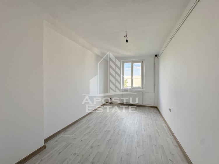 Apartament cu 2 camere decomandat, mobilat în Medicină