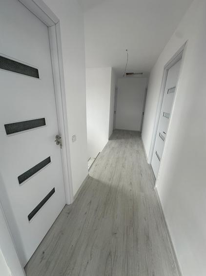 Casă cu 5 camere cu Canalizare în Bragadiru