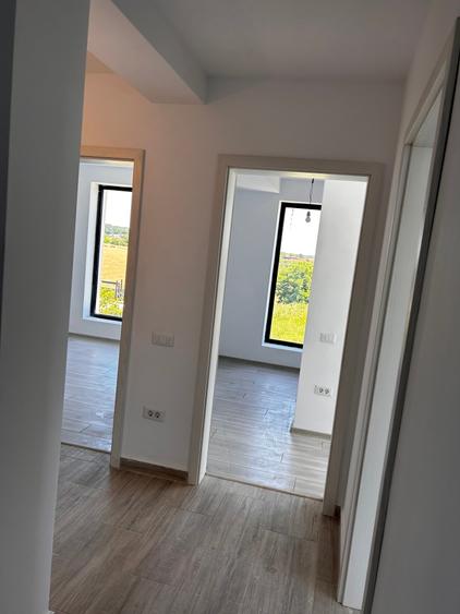 Casă cu 4 camere cu Teren 225 Mp în Periș