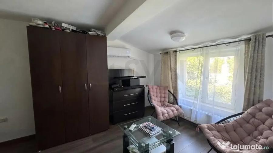 Casă cu 5 camere cu Teren 80 Mp în Unirii
