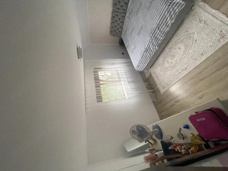 Casă cu 4 camere cu Teren 1136 Mp în Orășeni-Deal